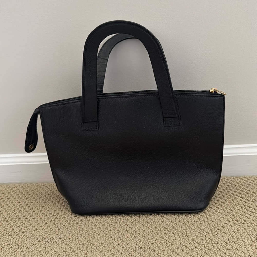 Saks Fifth Ave vintage black pocketbook. 
EUC